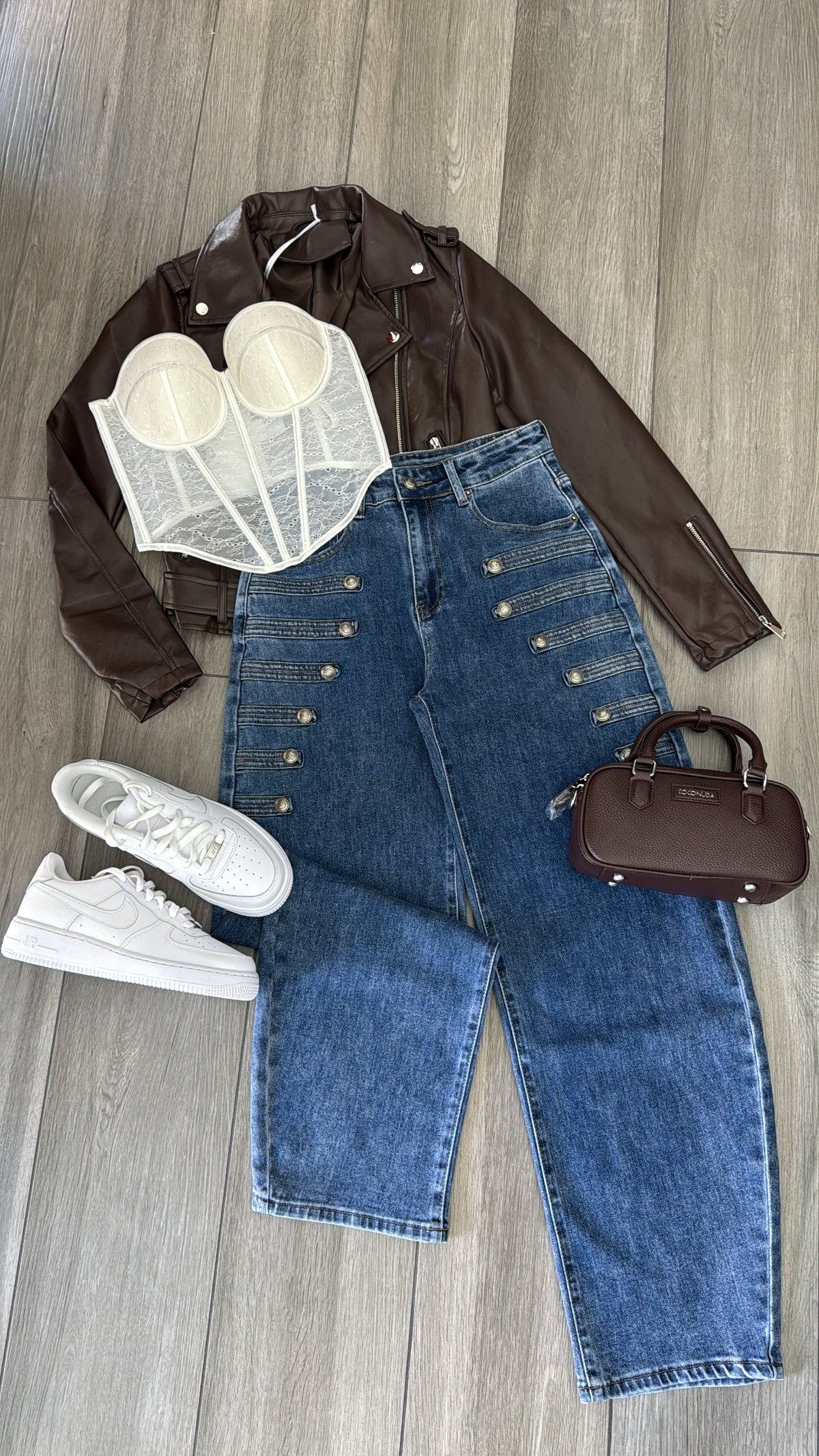 Jeans con bottoni✨