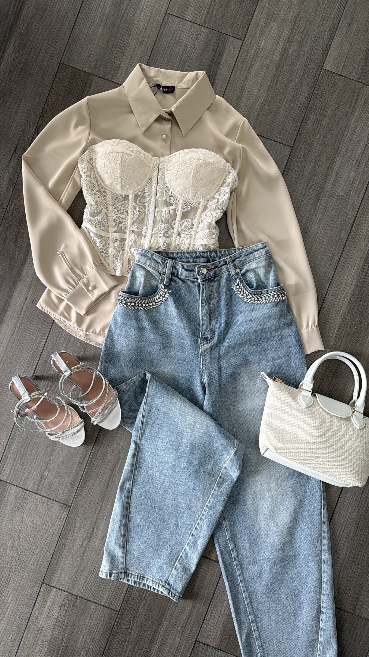 Corsetto in pizzo🤍