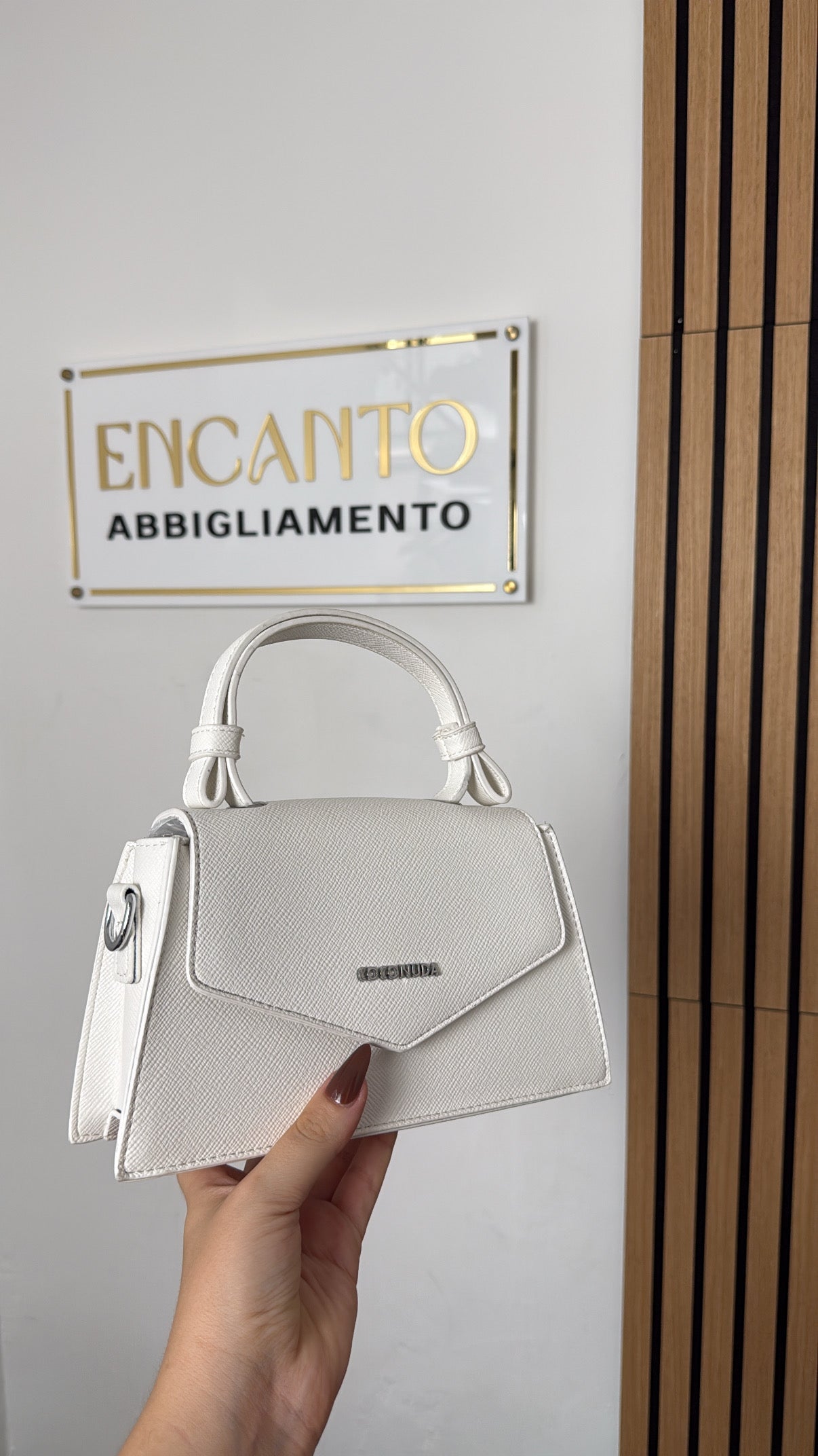Borsetta con manico✨