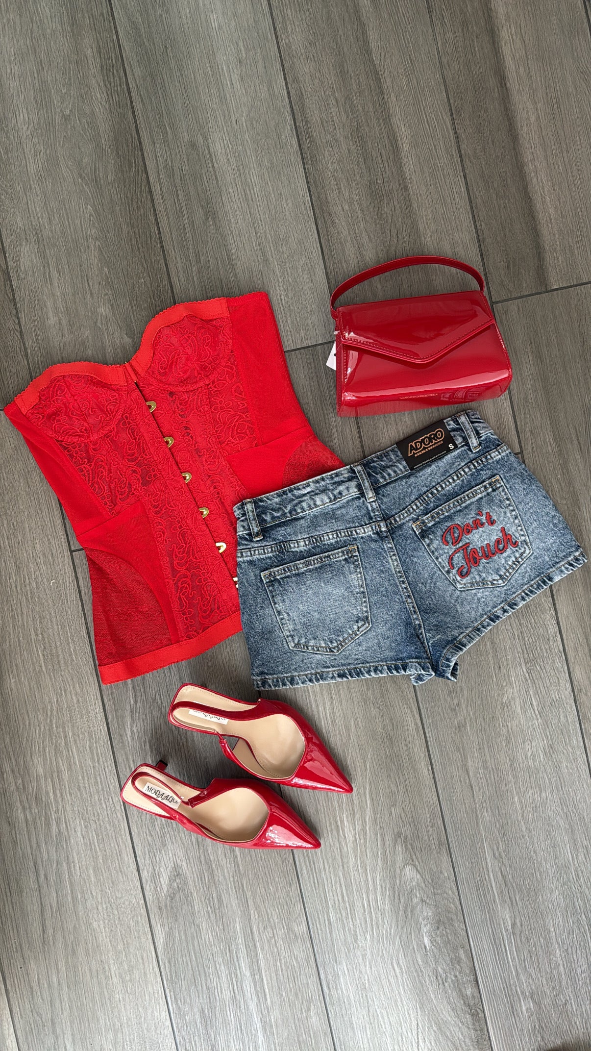 Shorts Don’t Touch🍒